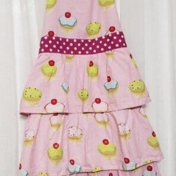 NEW GOURMET CLUB CUPCAKES APRON ABSOLUTELY ADORABLE BRAND NEW - Picture 8 of 13